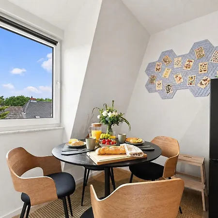 Nova Lakeside I - Phantasialand I I Parkplatz I Koeln I Bonn Apartment